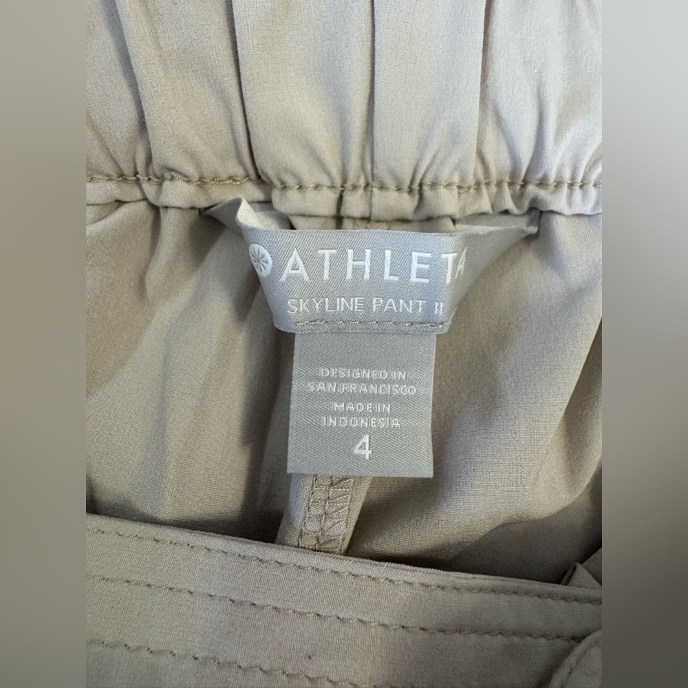 Athleta Skyline II paper bag high waist pants tan/beige - Picture 3 of 8